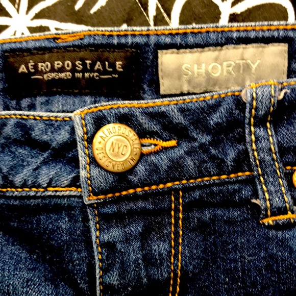 Ladies Aeropostale Shorty Shorts - Picture 4 of 8